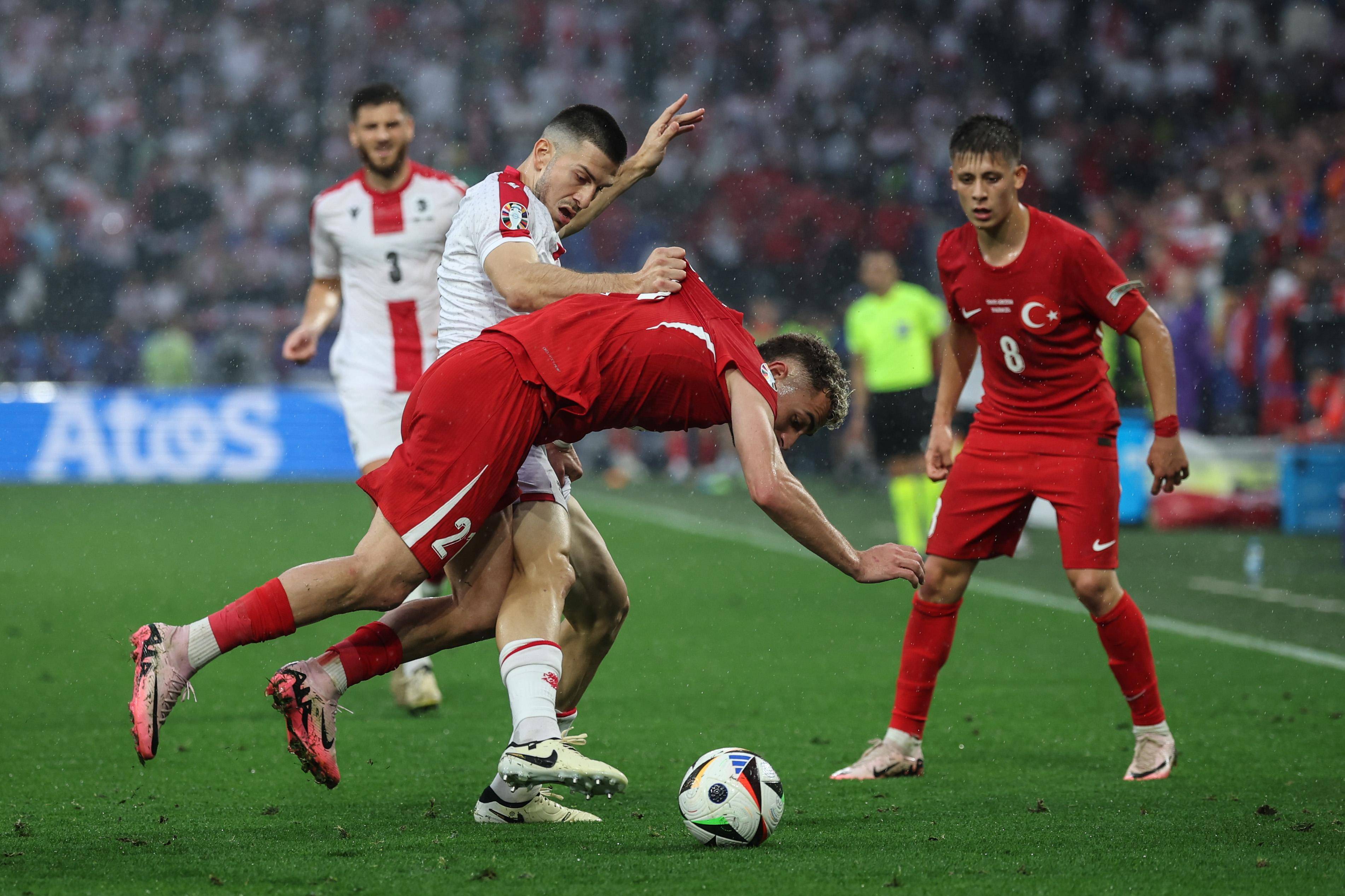 开元棋牌官网-包含欧国联比赛，塞尔维亚主场迎击土耳其的词条